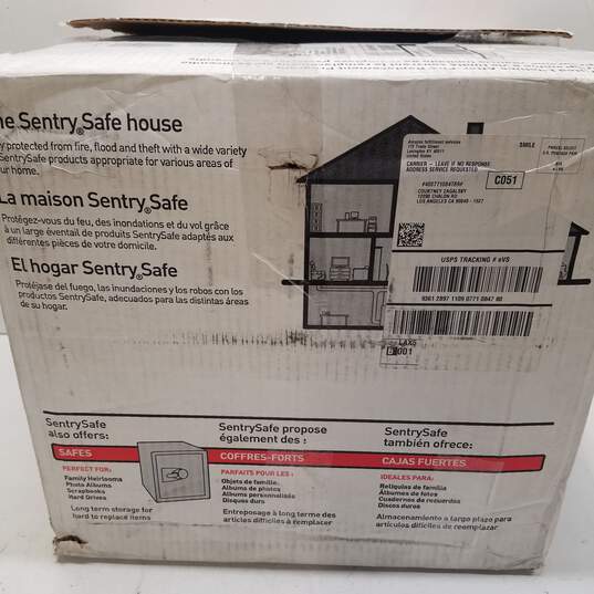 Sentry Safe HD4100 Safe Box, Fire-Resistant and Key Lock image number 6