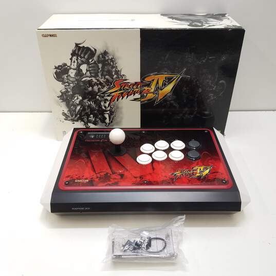 Mad Catz XBOX 360/PC Street Fighter IV Fightstick Tournament Edition image number 1
