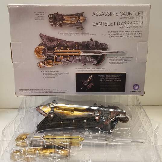 Assassin's Creed Syndicate Gauntlet with Hidden Plastic Blade Cosplay CIB image number 5