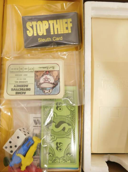 Vintage Parker Brothers Stop Thief Board Game image number 5