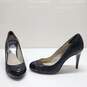 MICHAEL Michael Kors Black Leather  Pump Heels Women's Size 7.5M image number 1