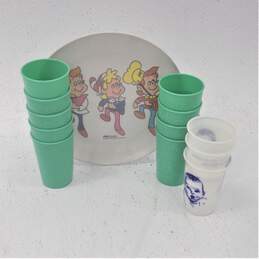 VNTG Gerber Baby Small 3 Inch Plastic Drinking Cups Lot of 12 W/ Bonus Rice Krispies Snap Crackle Pop Plate