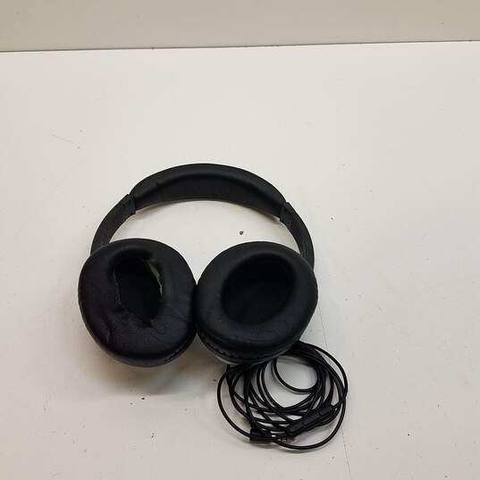 Bose Quiet Comfort 15 Wired Over-Ear Headset with Case image number 2