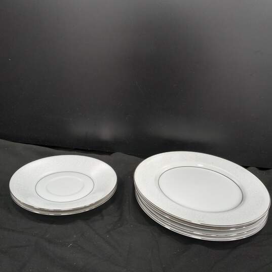Montgomery Ward Style House Shannon Side Plates & Saucers 6pc Lot image number 4