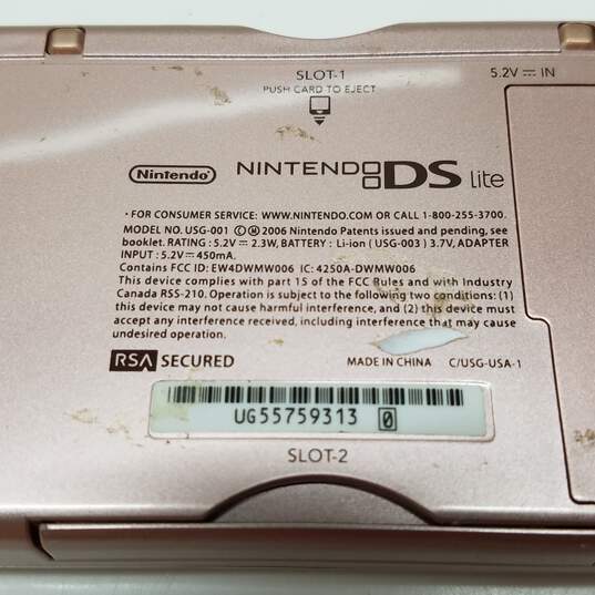 Pink Nintendo DS Lite image number 3