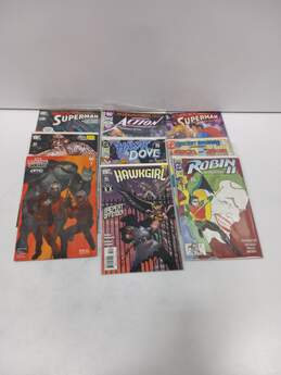 Bundle of 12  Assorted DC Comic Books alternative image