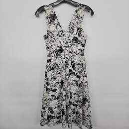 Black & White Floral Dress alternative image