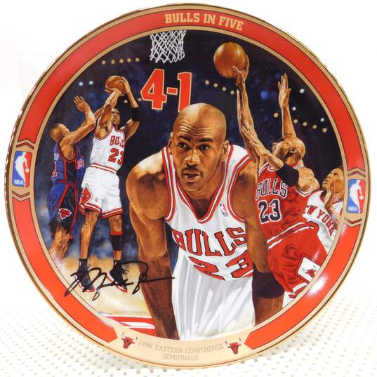 Michael Jordan "Bulls in Five" Bradford Exchange Plate w/ COA image number 2