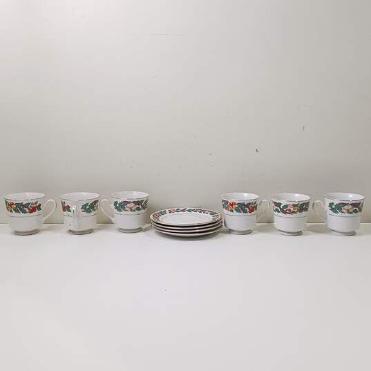 Bundle of Royal Majestic Holiday China Teacups and Saucers image number 1