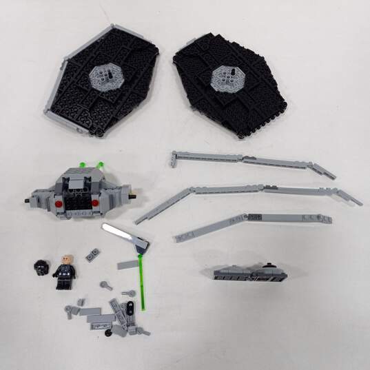 Lego Star Wars Imperial TIE Fighter In Box image number 3