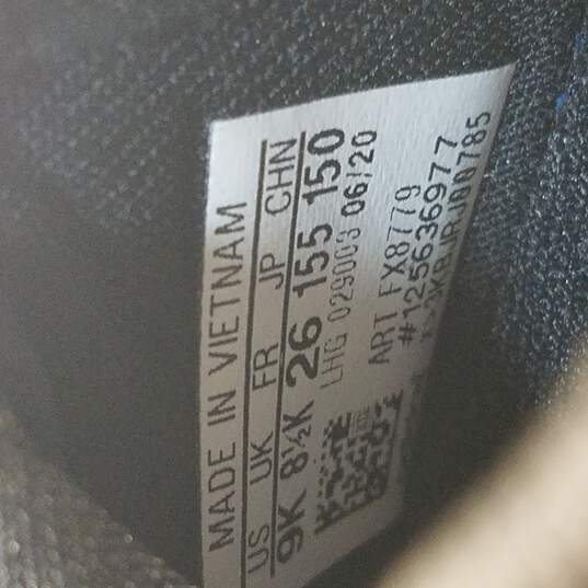Adidas NMD R1 Toddler Black Size 9K image number 8