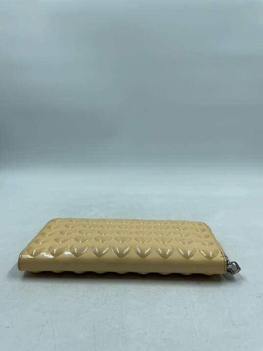 Marc Jacobs Heart Embossed Cream Long Wallet COA image number 3