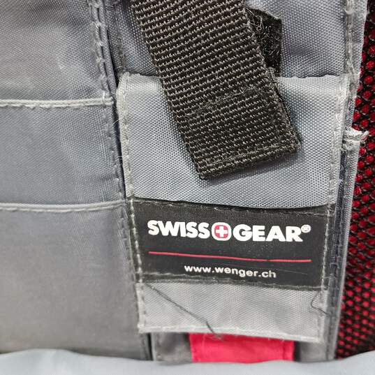 Swiss Gear Unisex Hiking Backpack image number 4