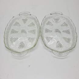 2x Unbranded Grape Textured Glass Serving Dishes alternative image