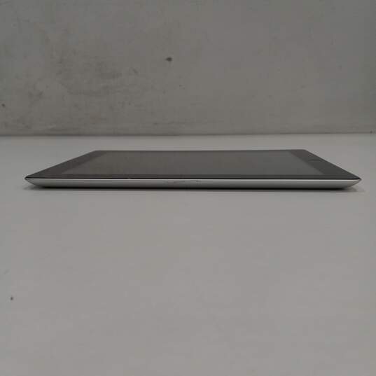 Apple iPad Tablet Model A1458 image number 4