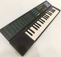 VNTG Yamaha Brand PSS-140 Model PortaSound Electronic Keyboard/Piano alternative image