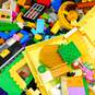 5.2lbs Mixed LEGO Bulk Box image number 1