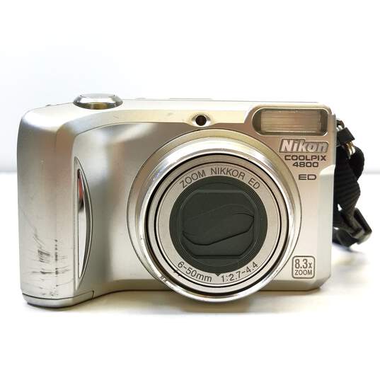 Nikon Coolpix 3200 & 4800 Digital Camera Set image number 2
