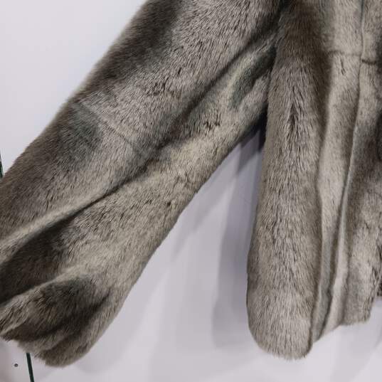 Kristen Blake Women's Fur Jacket Size Small image number 5