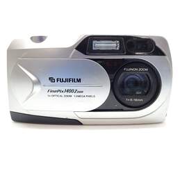 Fujifilm FinePix 1400 Zoom | 1.3MP Digital Camera