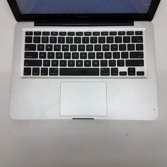 2011 MacBook Pro 13in Laptop Intel i5-2415M CPU 4GB RAM 320GB HDD image number 2