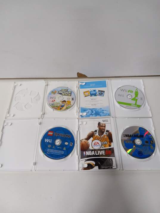 Bundle of 4 Assorted Nintendo Wii Video Games image number 4