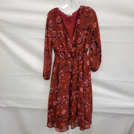 NWOT BB Dakota Red Flowy Flower Dress Women's sz M image number 1