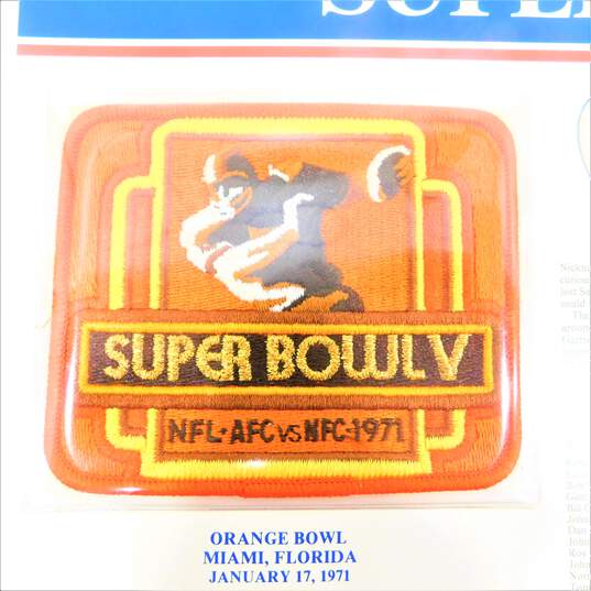 Willabee & Ward 1971 Super Bowl 5 Patch  Baltimore /Cowboys image number 3