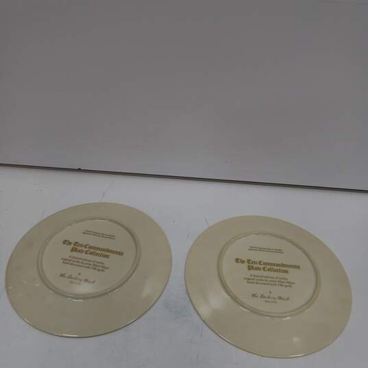 Bundle of 6 Danbury Mints Ten Commandment Plates In Box image number 7
