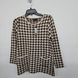 PARK HURST Long Sleeve Brown Tan Sweater with Front Pockets