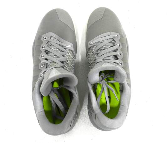 Nike Hyperdunk 2016 Low Gray Men's Shoe Size 12 image number 2