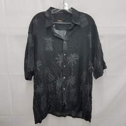 Neiman Marcus 100 % Rayon Black Floral Men's Short Sleeve Shirt  Size L alternative image
