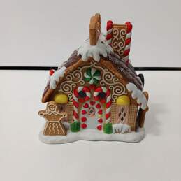 Partylite Christmas Gingerbread House Candle Holder alternative image