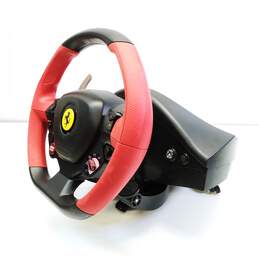 Microsoft Xbox One controller - Thrustmaster Ferrari 458 Spider Racing Wheel