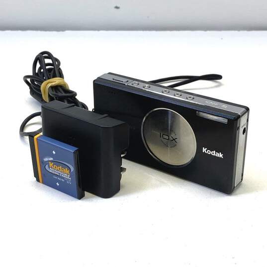 Kodak EasyShare V610 6.1MP Compact Digital Camera image number 1