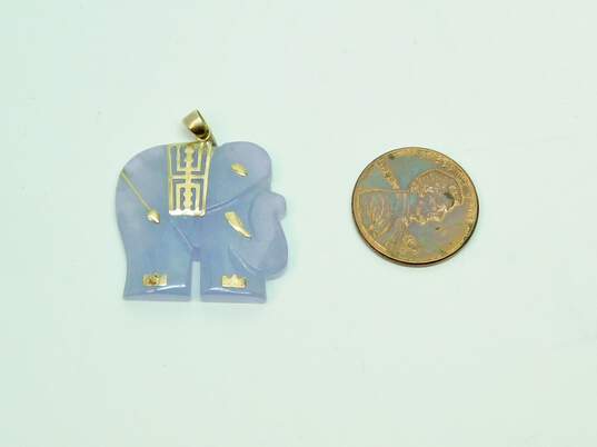 10K Gold Accented Purple Jadeite Carved Elephant Pendant 6.4g image number 5
