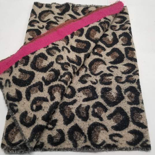 Juicy Couture Leopard Print Scarf Pink Brown One Size image number 4