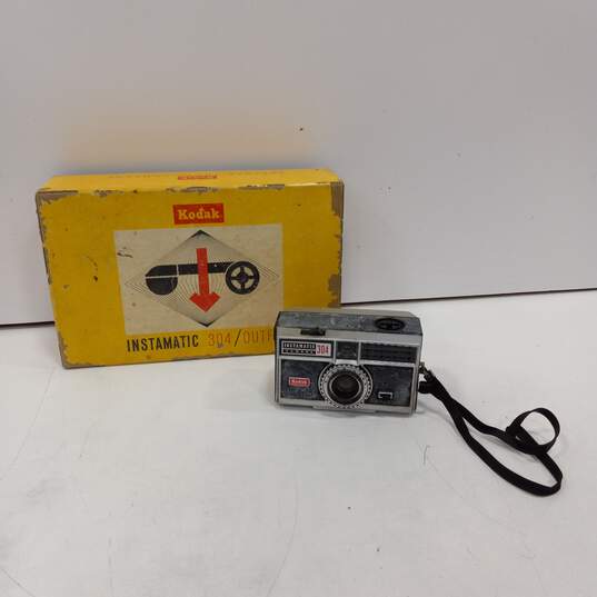 Vintage Instamatic 400 Camera In Box image number 1