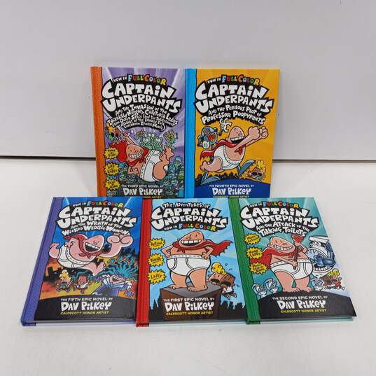 The Captain Underpants Colossal Color Collection Novel Box Set image number 3