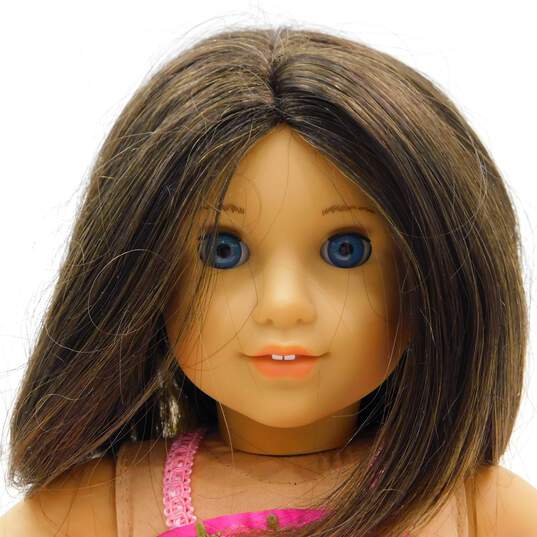 American Girl Chrissa Maxwell 2009 GOTY Doll image number 4