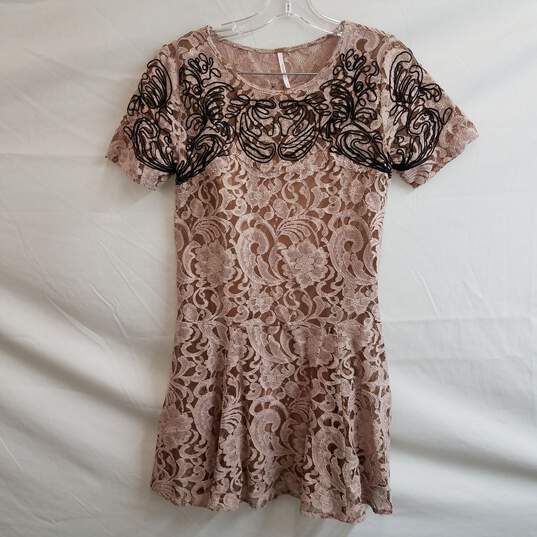 Free People pink lace short sleeve embroidered flounce mini dress S image number 3