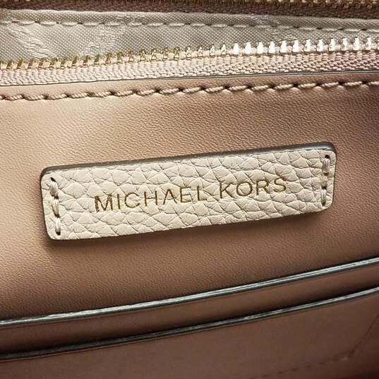 Buy the Michael Kors Gemma Colorblock Multi Pebbled Leather Large Shoulder Tote  Bag | GoodwillFinds