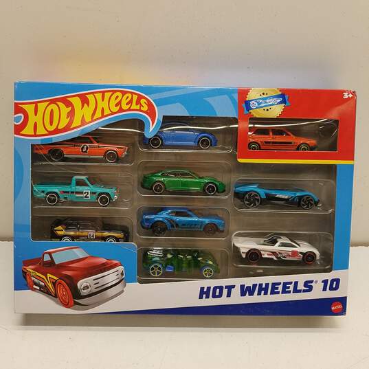 Assorted Hot Wheels 10 Pack NIB image number 1