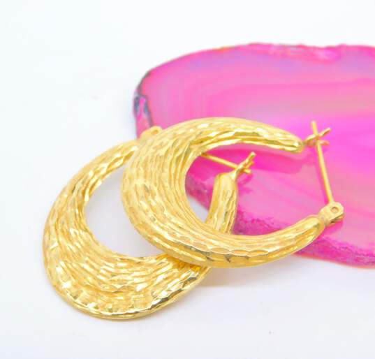 14K Gold Etched Puffed Tapered Oblong Hoop Earrings For Repair 2.0g image number 1