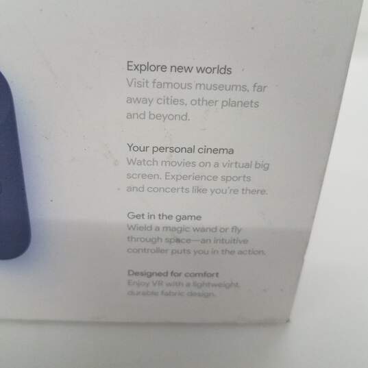 Daydream View VR Headset, by Google, Untested, in Box image number 4