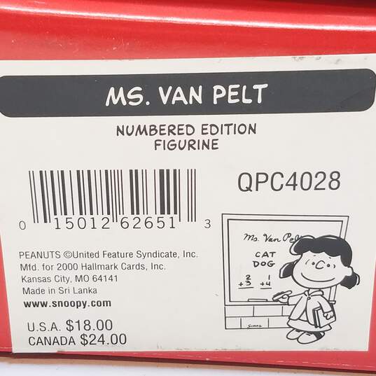 Hallmark Peanuts Gallery Figurine: Ms. Van Pelt (Numbered Edition) image number 9