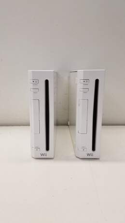 Nintendo Wii White Consoles For Parts/Repair Lot of 2