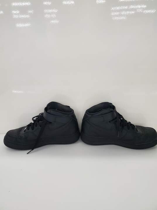 Men Nike Air Force 1 Black Leather Shoes Size-8 used image number 3