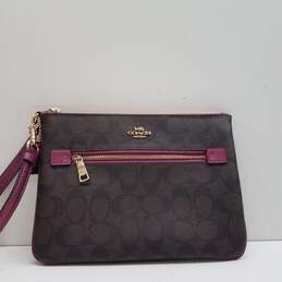 Coach Signature Gallery Pouch Brown Magenta