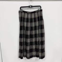 Pendleton Black Plaid Pleated Long Skirt Women's Size M alternative image
